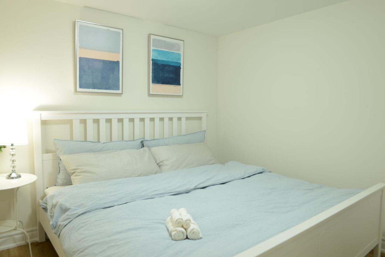 Spacious 2-Bed-Room Near Yonge & Major Mackenzie Richmond Hill Eksteriør billede