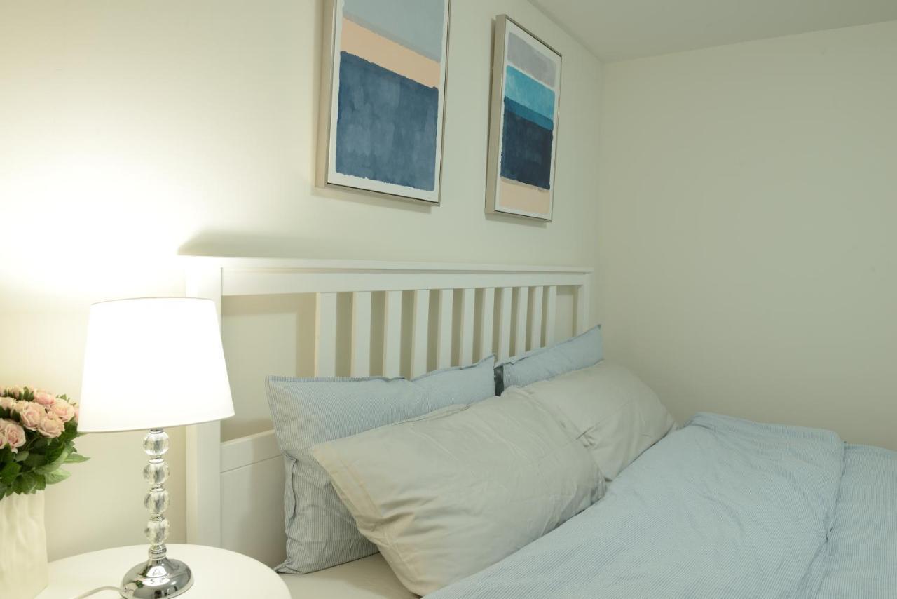 Spacious 2-Bed-Room Near Yonge & Major Mackenzie Richmond Hill Eksteriør billede