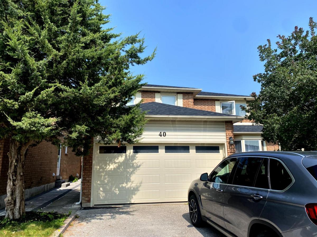Spacious 2-Bed-Room Near Yonge & Major Mackenzie Richmond Hill Eksteriør billede